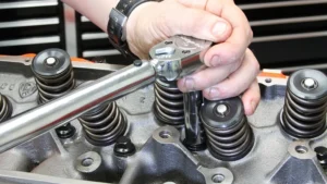 Torque cylinder head