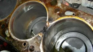 Cracked Cylinder Head Symptoms